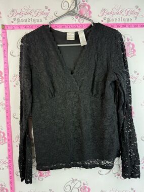 Emma James long sleeve lace floral flowers Black Lace Long Sleeve V-Neck Top